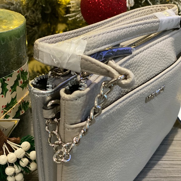 🎄🎄CHRISTMAS SALE🎄🎄 - Picture 2 of 6